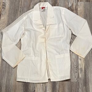 Classic White Lab Coat 🥼